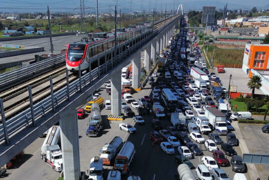 Transportistas en México suspenden protestas por inseguridad y presunta represión estatal Transportistas en México suspenden protestas por inseguridad y presunta represión estatal