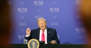 Trump habla sobre Ormuz y posible acuerdo nuclear con Irán Trump habla sobre Ormuz y posible acuerdo nuclear con Irán