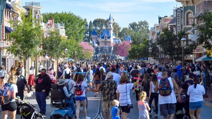 Disney implementa escaneo facial para agilizar el acceso a sus parques temáticos Disney implementa escaneo facial para agilizar el acceso a sus parques temáticos