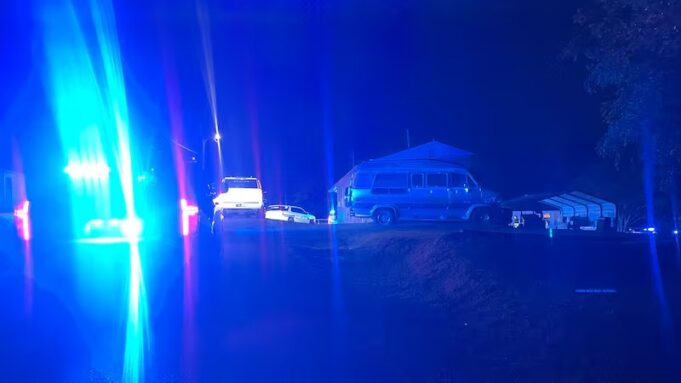 2 agentes heridos mientras detenían a un sospechoso el jueves por la noche 2 agentes heridos mientras detenían a un sospechoso el jueves por la noche