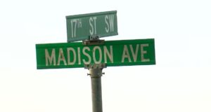 Acusan a adolescente de catorce años por asesinato intencional en Birmingham Acusan a adolescente de catorce años por asesinato intencional en Birmingham
