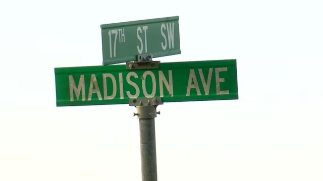 Acusan a adolescente de catorce años por asesinato intencional en Birmingham Acusan a adolescente de catorce años por asesinato intencional en Birmingham