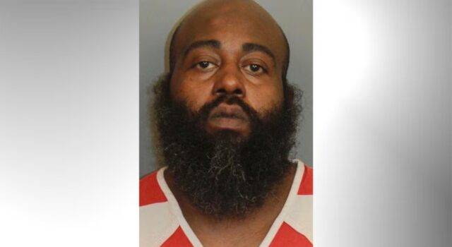 Arrestan a hombre de Birmingham por atropellar a un peatón con su auto Arrestan a hombre de Birmingham por atropellar a un peatón con su auto