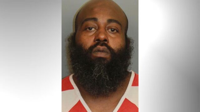 Arrestan a hombre de Birmingham por atropellar a un peatón con su auto