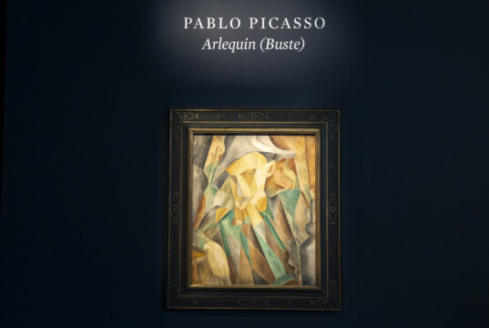 Cuadro Arlequín de Picasso se vende por 42 millones en Sotheby’s Cuadro Arlequín de Picasso se vende por 42 millones en Sotheby's