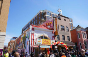 El emblemático Ben’s Chili Bowl reabre sus puertas en Washington El emblemático Ben's Chili Bowl reabre sus puertas en Washington