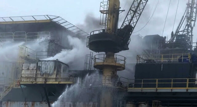 Explosion en plataforma petrolera de California obliga a evacuar a trabajadores locales Explosion en plataforma petrolera de California obliga a evacuar a trabajadores locales