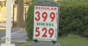 Gasolina en Alabama sube a $4 por demanda estacional y factores globales Gasolina en Alabama sube a $4 por demanda estacional y factores globales