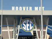 Hoover Met se prepara para el Torneo de Béisbol SEC 2026 Hoover Met se prepara para el Torneo de Béisbol SEC 2026