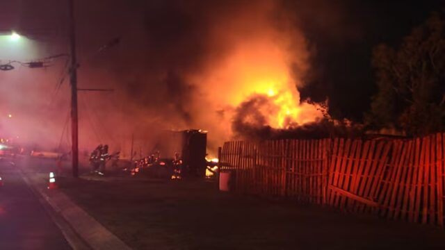 Incendio destruye una casa en Bessemer