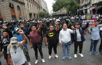 Mundial de Fútbol 2026 provoca blindaje policiaco en el Zócalo de México Mundial de Fútbol 2026 provoca blindaje policiaco en el Zócalo de México