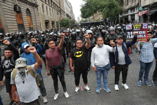 Mundial de Fútbol 2026 provoca blindaje policiaco en el Zócalo de México Mundial de Fútbol 2026 provoca blindaje policiaco en el Zócalo de México