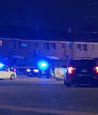 La policía de Birmingham investiga tres tiroteos ocurridos durante la noche La policía de Birmingham investiga tres tiroteos ocurridos durante la noche