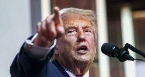 Senado avanza proyecto clave para limitar poderes de guerra de Donald Trump Senado avanza proyecto clave para limitar poderes de guerra de Donald Trump