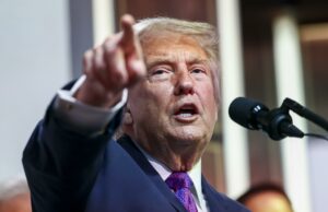Senado avanza proyecto clave para limitar poderes de guerra de Donald Trump Senado avanza proyecto clave para limitar poderes de guerra de Donald Trump