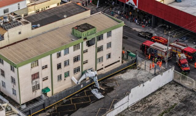 Tragedia en Belo Horizonte tras choque de avioneta contra edificio deja tres muertos