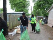 Voluntarios de Birmingham se unen para limpiar la ciudad y frenar vertederos ilegales Voluntarios de Birmingham se unen para limpiar la ciudad y frenar vertederos ilegales