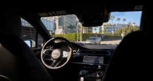 Waymo suspende robotaxis en autopistas de Estados Unidos por fallas de software Waymo suspende robotaxis en autopistas de Estados Unidos por fallas de software