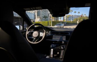 Waymo suspende robotaxis en autopistas de Estados Unidos por fallas de software Waymo suspende robotaxis en autopistas de Estados Unidos por fallas de software