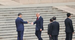 Xi Jinping y Donald Trump inician cumbre estratégica en suelo chino Xi Jinping y Donald Trump inician cumbre estratégica en suelo chino