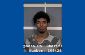Alabama: arrestan a padre tras muerte de bebé en Alex City Imagen de ficha policial relacionada con el caso investigado por la muerte de un bebé en Alexander City, Alabama.