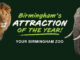 Alabama celebra el 4 de julio con entradas gratis al zoo Letrero oficial del Zoo de Birmingham en Alabama que destaca al parque como la atracción del año.