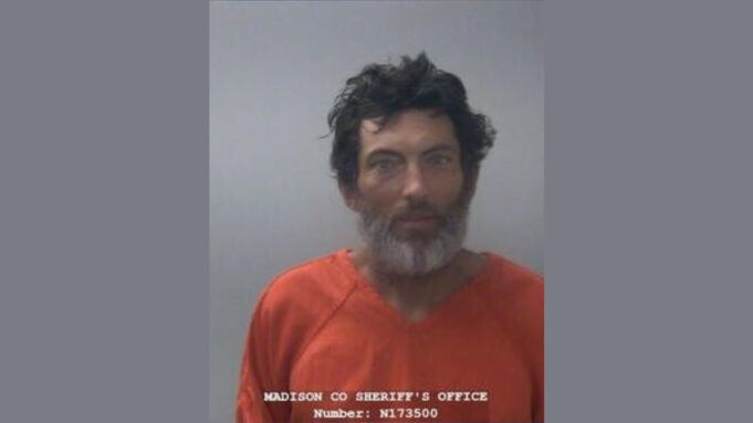Arresto en Huntsville tras intento de robo con cuchillo Fotografía policial de Chadwick Larwin Wilbourn con uniforme naranja de prisión tras su arresto en Huntsville.