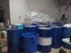 Histórico decomiso de metanfetamina en Sinaloa rompe récords Gran cantidad de tambos azules y costales blancos con precursores químicos decomisados en México.