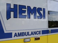 Choque en la I-565 de Huntsville deja una mujer herida Ambulancia de HEMSI en Huntsville que transportó a la mujer herida en el accidente de la I-565.