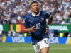 Francia vence a Senegal con doblete histórico de Mbappé Kylian Mbappé celebra corriendo su gol con Francia frente a Senegal en el Mundial 2026.