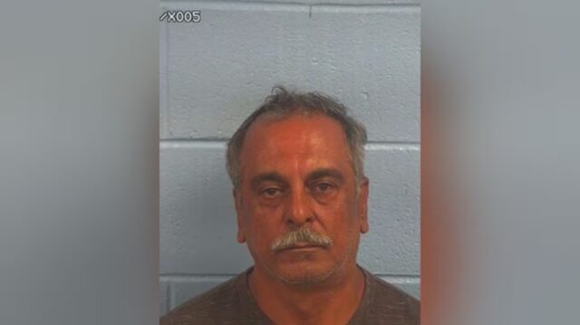 Foto policial de Mohammad Mohammad, procesado por intentar contratar a un agente del FBI para asesinar a su familia.