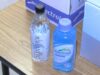 Alabama enfrenta peligrosa ola de calor y abren centros de enfriamiento Botellas de agua y suero Electrolit sobre una mesa en la estación de enfriamiento de Tuscaloosa, Alabama.
