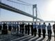 250 aniversario de EE.UU. en Nueva York inicia con megadesfile Militares saludan desde un buque frente al puente Verrazzano por el 250 aniversario de EE.UU. en Nueva York.