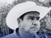 Asesinan al alcalde de San Miguel Yogovana en Oaxaca Retrato en blanco y negro del alcalde de Oaxaca Eduardo S. usando un sombrero vaquero claro de perfil.