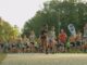 Carreras del Cuatro de Julio en Alabama bajo alerta por calor Grupo de atletas corriendo en una ruta de Alabama durante un evento deportivo del Birmingham Track Club.