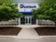 Duotech expande su sede de defensa en Huntsville Fachada exterior del edificio de Duotech Services en Huntsville con entrada principal y jardinería.