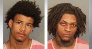 Asesinato capital en Alabama deja dos jóvenes bajo arresto Retratos policiales de Gary Andrew Jackson y Tarjuan Terrell Johnson arrestados por asesinato capital en Alabama.