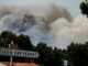 Incendio en Francia obliga a evacuar 110.000 personas hacia Burdeos Incendio en Francia genera densa humareda gris sobre la carretera D3 hacia Lège-Cap-Ferret.