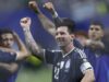 Lionel Messi supera a Mbappé y lidera el goleo del Mundial El futbolista Lionel Messi sonríe con el puño en alto celebrando con Argentina la clasificación en el Mundial 2026.