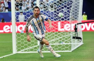 Argentina sufre ante Cabo Verde para ir a octavos del Mundial 2026 Lionel Messi con la camiseta número 10 de Argentina en el Mundial 2026.