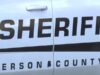 Alabama registra arresto de menor por tiroteo en Center Point Lateral de una patrulla blanca de la Oficina del Alguacil de Jefferson County en Alabama con la palabra Sheriff.