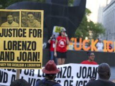 Víctimas del ICE desatan protestas masivas en Nueva York Cartel amarillo de protesta en Nueva York pidiendo justicia para Lorenzo y Joan, víctimas de disparos del ICE.