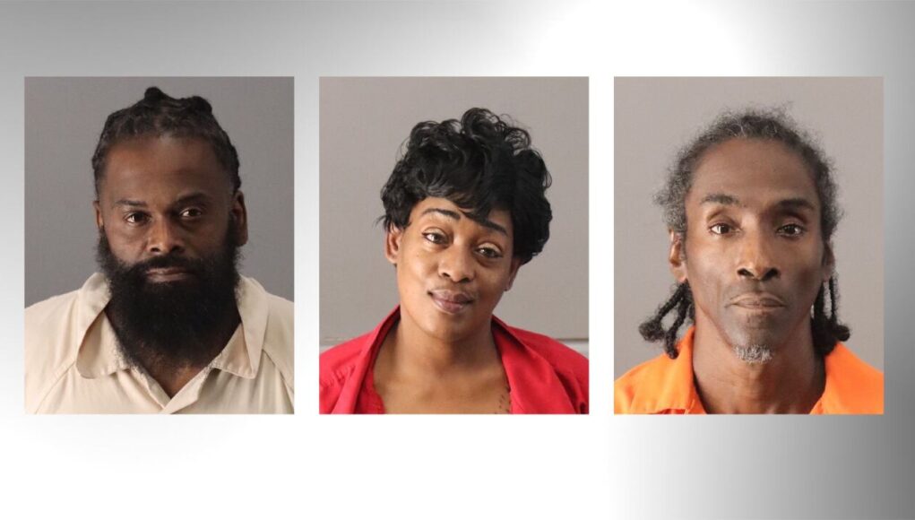 Policía de Birmingham clausura negocio ilegal y arresta a tres Fotos policiales de los tres sospechosos arrestados en el operativo de Birmingham: dos hombres y una mujer.