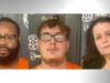 Arrestan a tres personas por drogas en Cherokee Fichas policiales de Jakobi McNeal, Brodee Deaton y Sandy McNeal, arrestados por drogas en el condado de Cherokee.