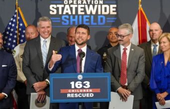 Rescatan a 163 niños en operación contra la trata en EE. UU. Autoridades de Florida anuncian en rueda de prensa el rescate de 163 niños en la operación Escudo Estatal.