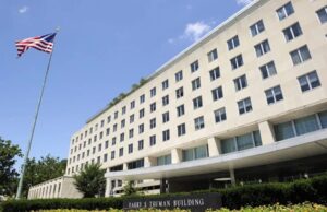 EE. UU. revocaría visas a quienes pidan asilo en el país Sede del Departamento de Estado de EE. UU. en el edificio Harry S. Truman sobre medidas relativas a visas y asilo.