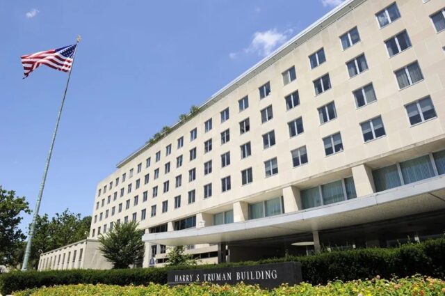 departamento-de-estado-harry-s-truman-visas-asilo Sede del Departamento de Estado de EE. UU. en el edificio Harry S. Truman sobre medidas relativas a visas y asilo.
