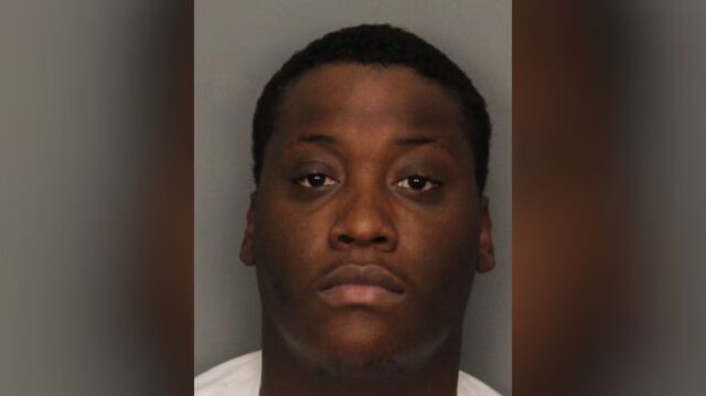 Foto policial de Jarvis Owens, condenado por homicidio tras choque mortal en Alabama.