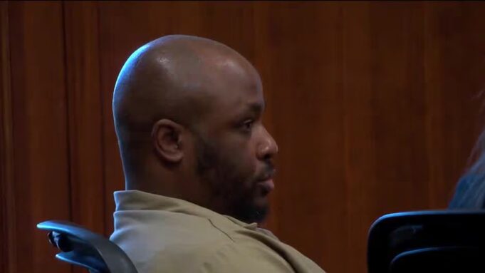 Ejecución en Alabama cierra jornada histórica de penas de muerte Jeremy Williams presente en una audiencia judicial en Alabama antes de su ejecución por inyección letal.