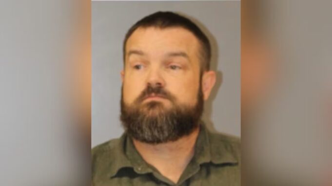 Nueva sentencia para exsargento por agresión en Blount Foto policial del exsargento Joseph Ray Snow, recondenado por agresión en la cárcel de Blount.